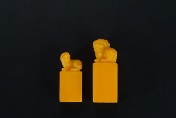 A pair of Shoushan stone artist stamps