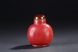 A SCARLET-RED GLASS SNUFF BOTTLE