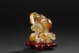 AN AGATE 'LINGZHI' CARVING