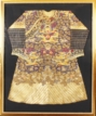 A SILK EMBROIDERY ROBE WITH DRAGON DESIGN