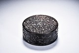 A HONGMU CARVED ROUNDED BOX