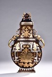 A BRONZE INLAID GOLD AND SILVER VASE WITH COVER