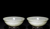 A PAIR OF WHITE JADE CARVED BOWLS 