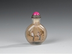 A SMALL INSIDE PAINTED SNUFF BOTTLE OF BIRDS