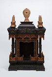 A LARGE ZITAN CARVED AND GILT-PAINTED SHRINE 
