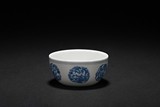 A BLUE AND WHITE 'FLOWER' BOWL