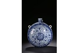A VERY LARGE BLUE AND WHITE CIRCULAR VASE
