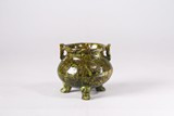 A CHINESE GREEN GLAZED MARBLE TRIPOD CENSER